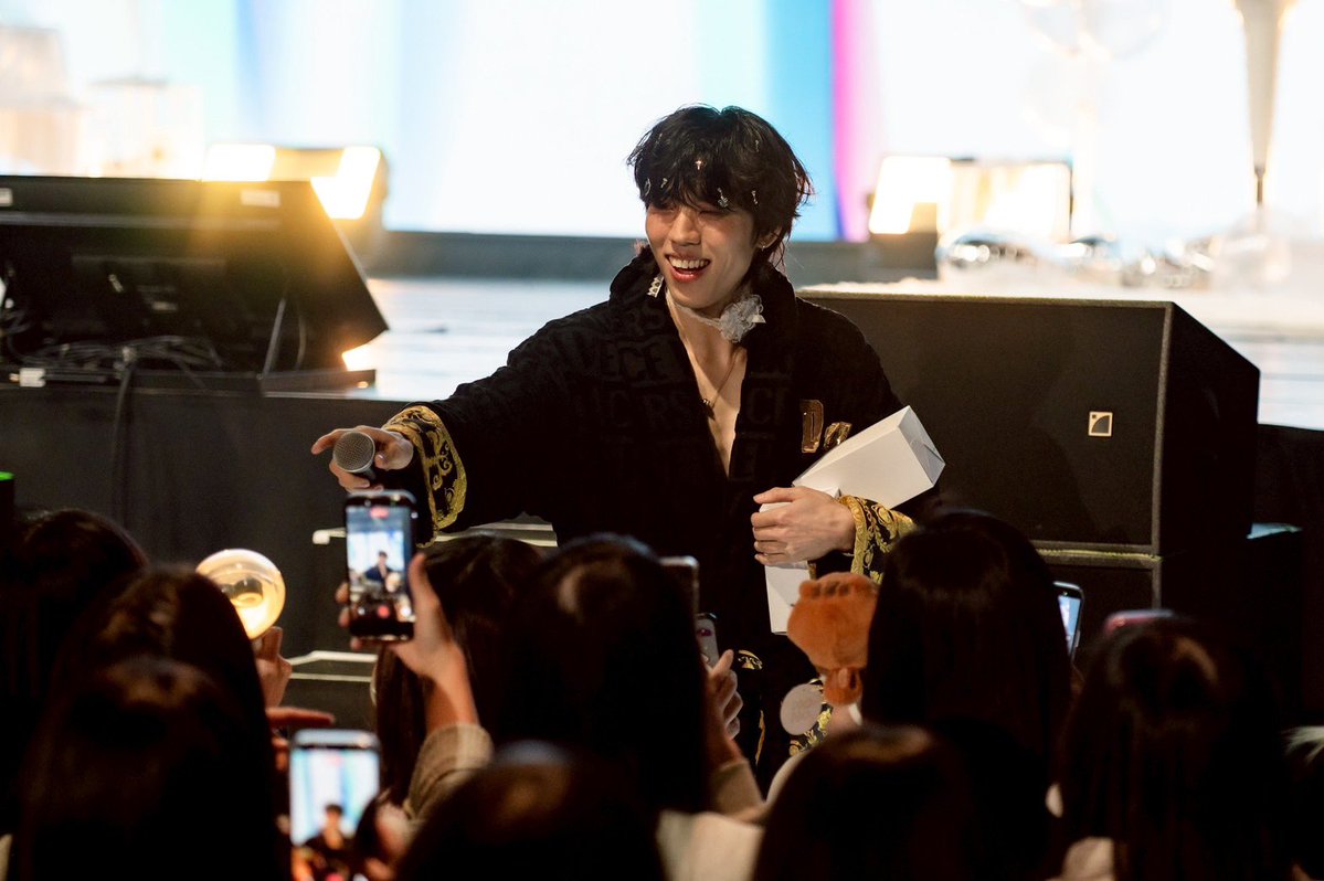 RICHINING_official tweet media