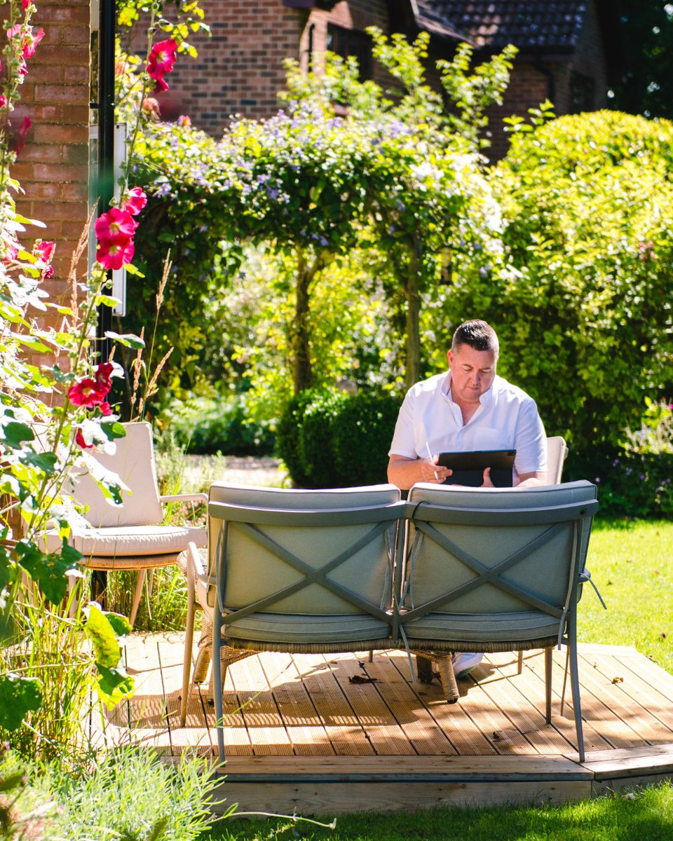 Ant Hodges tweet media