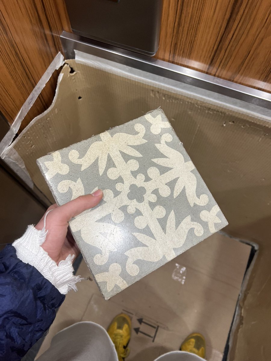 Pau banus 🍸 tweet media