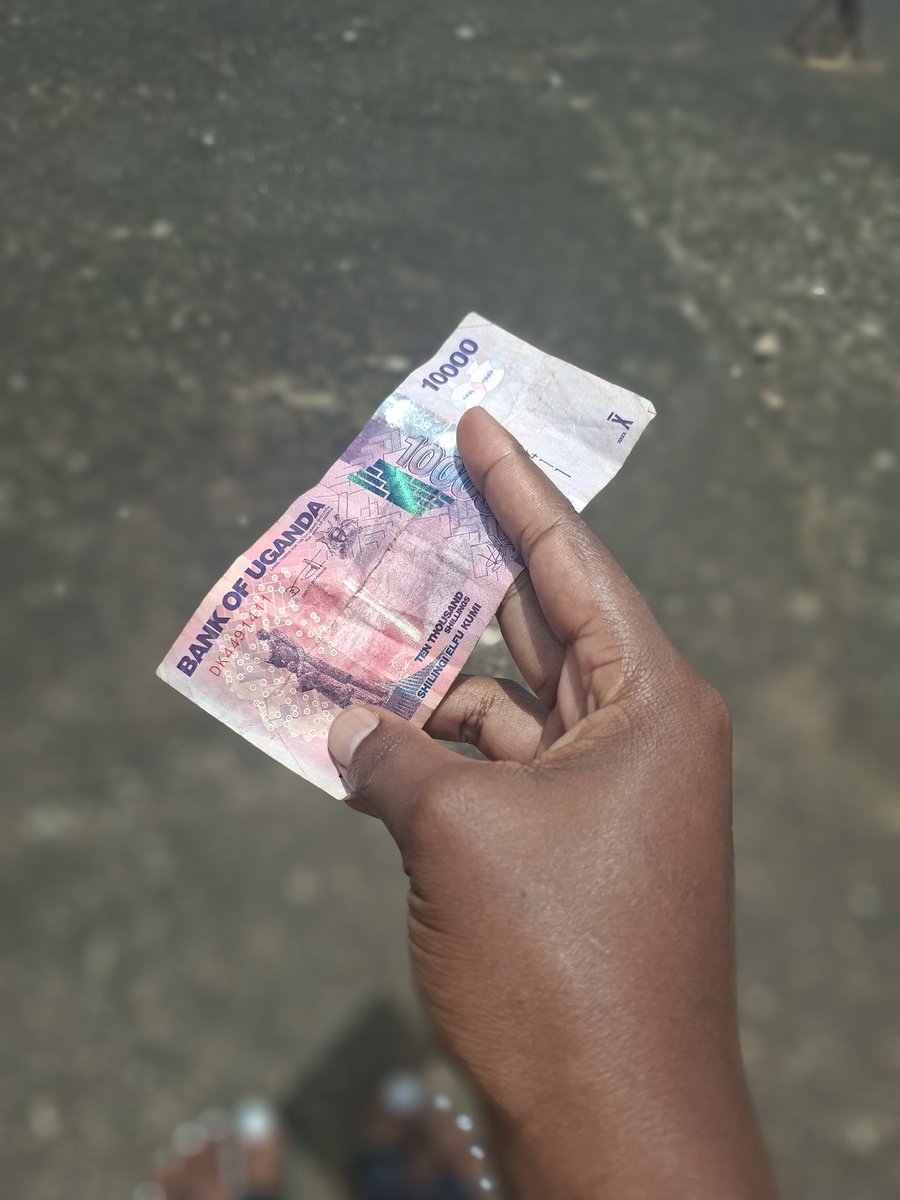 I am Blessing 🇺🇬 tweet media