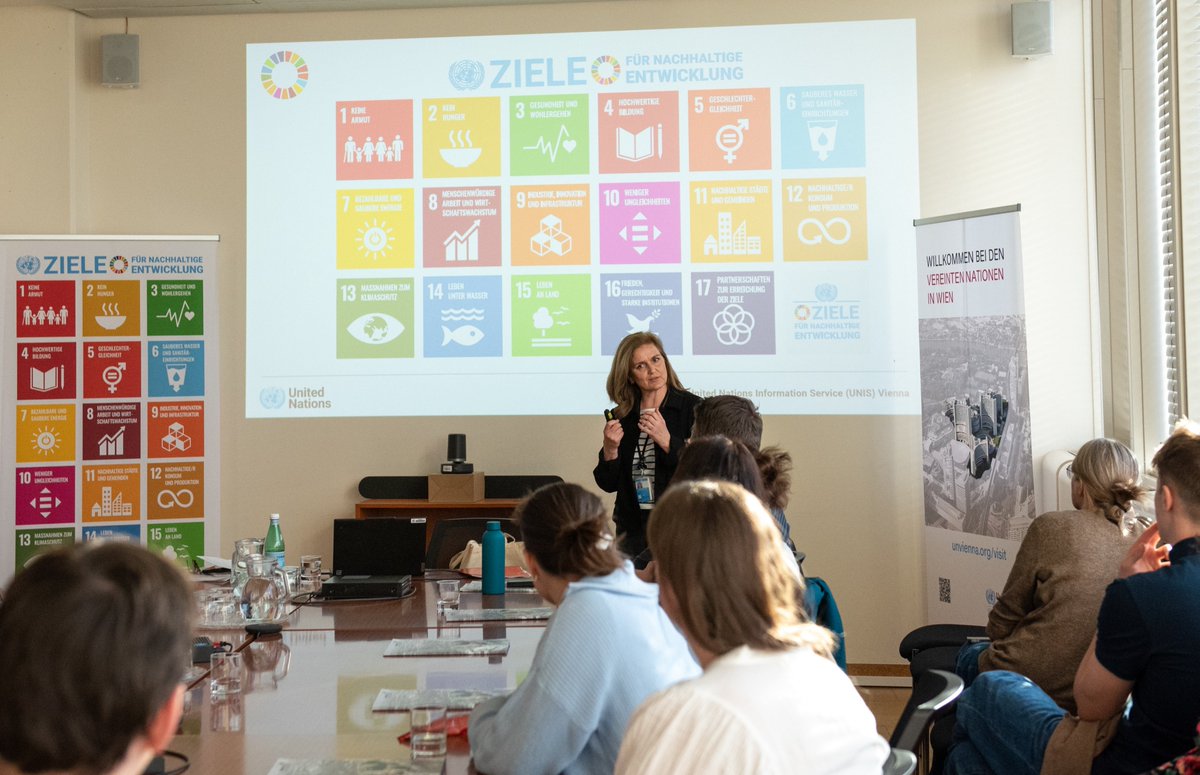 UN_Vienna's tweet image. We were happy to welcome more than 30 teachers from Vienna and Lower Austria for workshops on the #GlobalGoals and refugee protection at #UNVienna, together with UNCHR Austria &amp;amp; PH Wien. 

Thank you for the lively exchange and interest!
More info-  unis.unvienna.org/unis/en/resour…