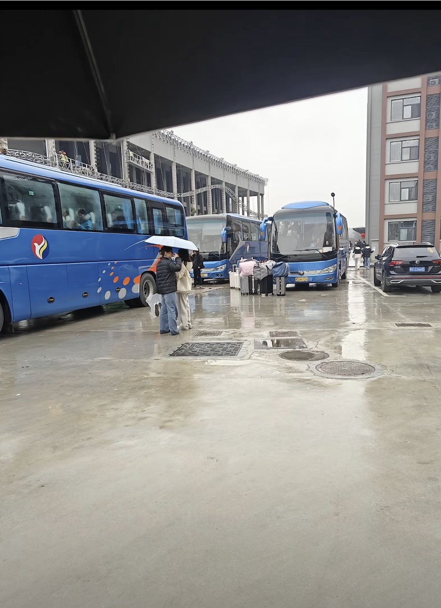 李老师不是你老师 tweet media