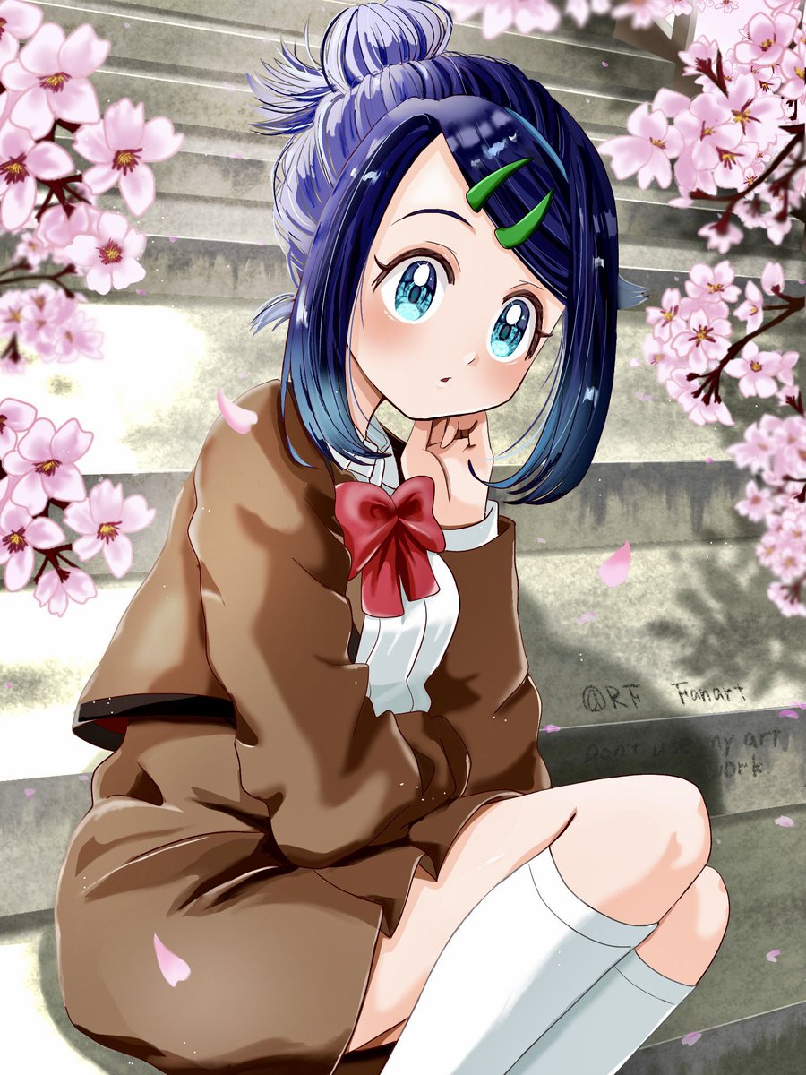 卒業生の皆さんご卒業おめでとうございます🎉
 お団子ヘアの制服はまだ見てないかも…？✍️ 世間でいろいろ言われてても、優等生っぽいのにギャップある子ってことで結局モテそうです💗😮‍💨