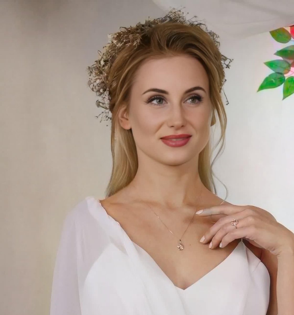 epichopeglowi's tweet image. Dangerously fine. She’s a whole vibe 📸 #HotAndFa #TonightLover Tonight ire