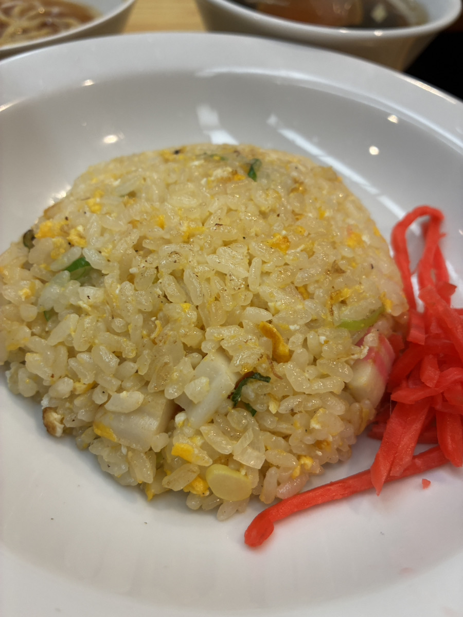 1214_epm's tweet photo. 木更津駅西口にあるSLつけ麺が閉店すると知り、先日食べに行ってきました🍜😿

木更津駅前の象徴ともいえるこのお店🚉
なくなるのは残念です😢

みなさん別れを惜しみお店は混雑してましたが、食べに行ってみてください✨
3/31まで営業されているそうです！ https://t.co/h9dy88XN4N