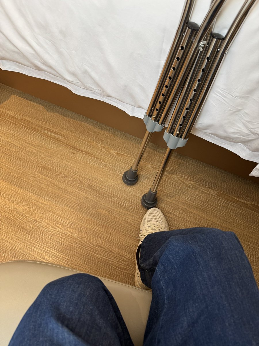 duo030's tweet photo. 🤨自娱自乐太无聊了，有人聊点黄色的吗 https://t.co/qIbh3L7sIH