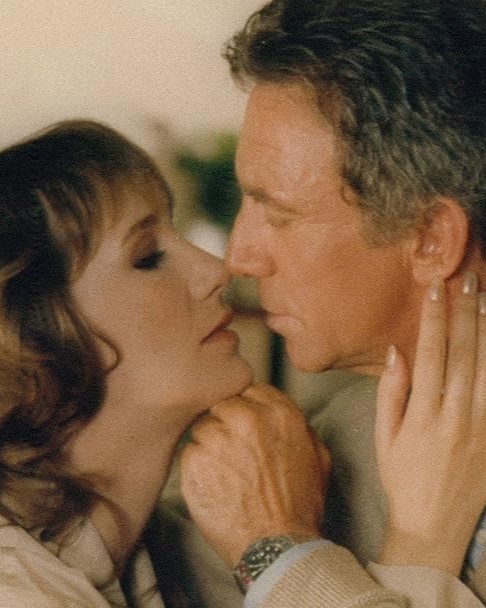 Shadowz.es tweet media