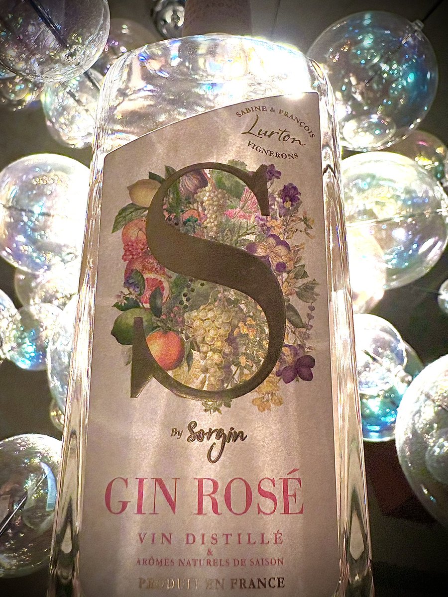 【四ツ谷荒木町】GIN LOVERもえこ tweet media