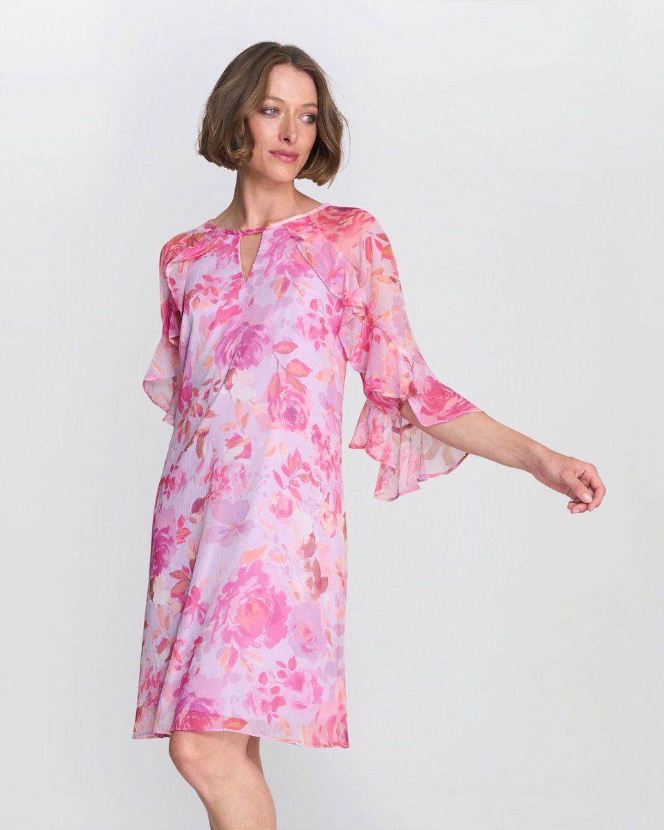 Light, graceful, and timelessly chic. 🌸
Float through your next special occasion in the Tracey dress - a beautifully feminine piece designed with delicate floral chiffon and a flattering shift silhouette. 
Shop now: buff.ly/uRsqRXP