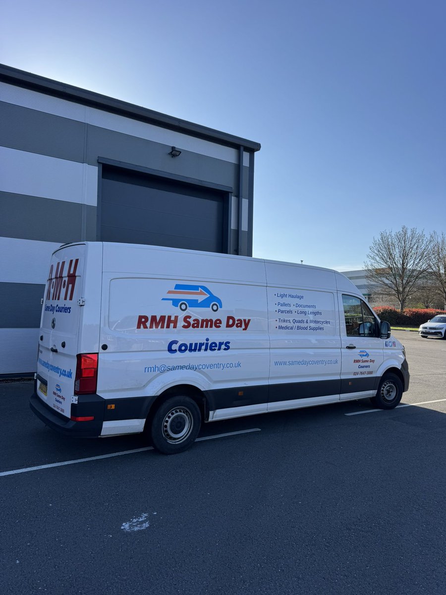 SameDayCoventry's tweet image. Tally Ho….🚚

Another late start, although I’ve been awake since 4am and up since 05.00hrs. ☹️

Now loaded with 3 #pallets in #Coventry for delivery straight up to #Scunthorpe. 🚚

Then it’s over to #Sheffield city centre to collect the #event items from the Mercure Hotel that I