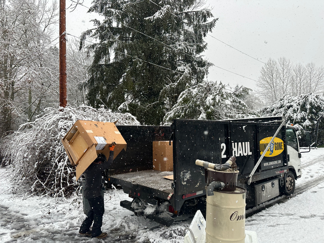 Junk B Gone tweet media