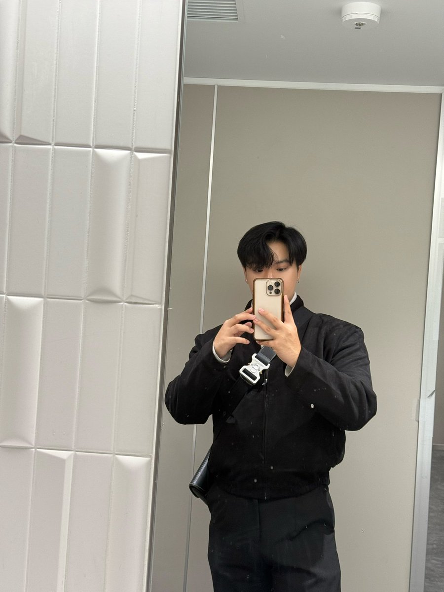 จุ้นเต๋อ tweet media