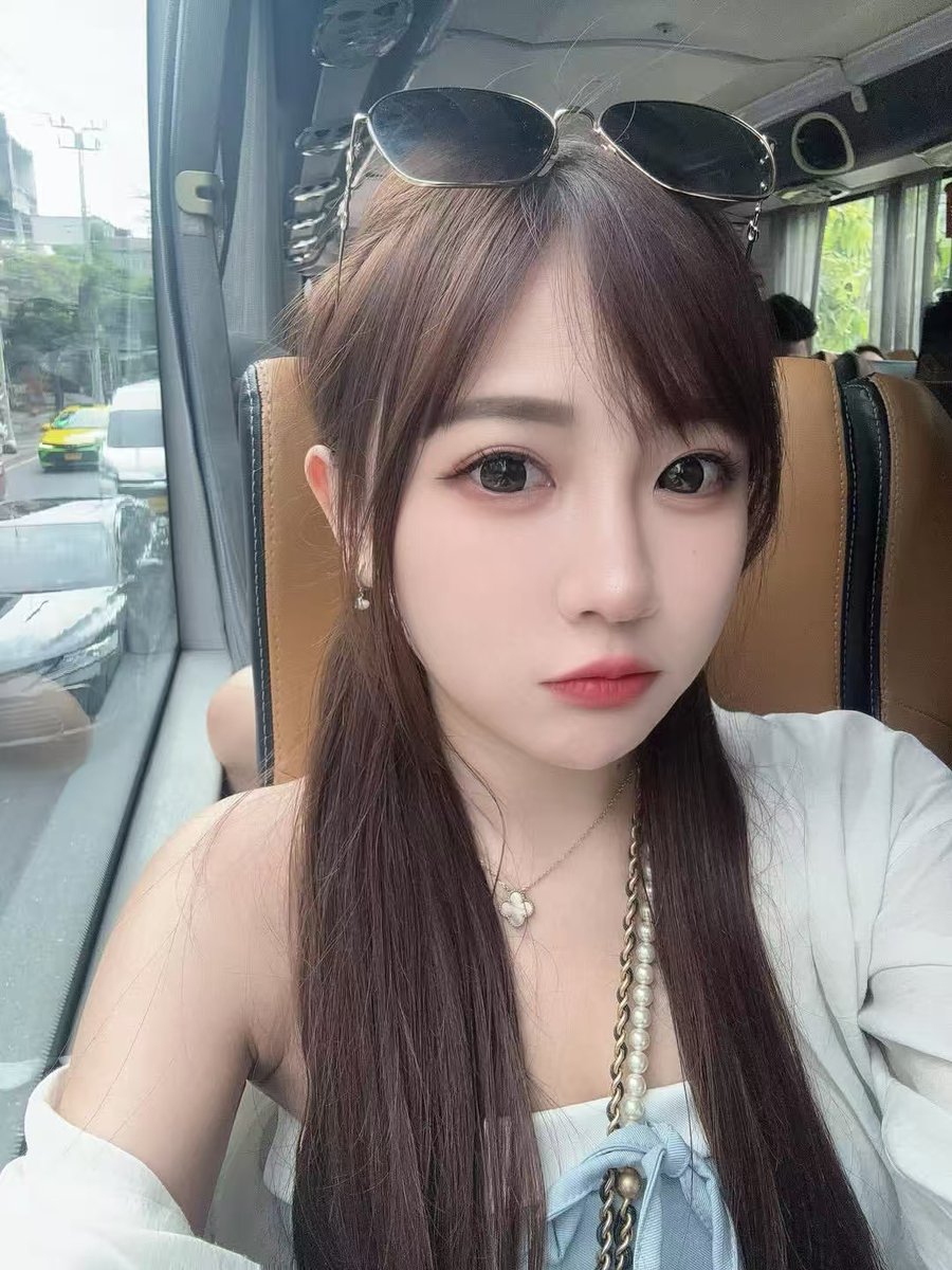 服裝設計師--小美美🇹🇼 tweet media