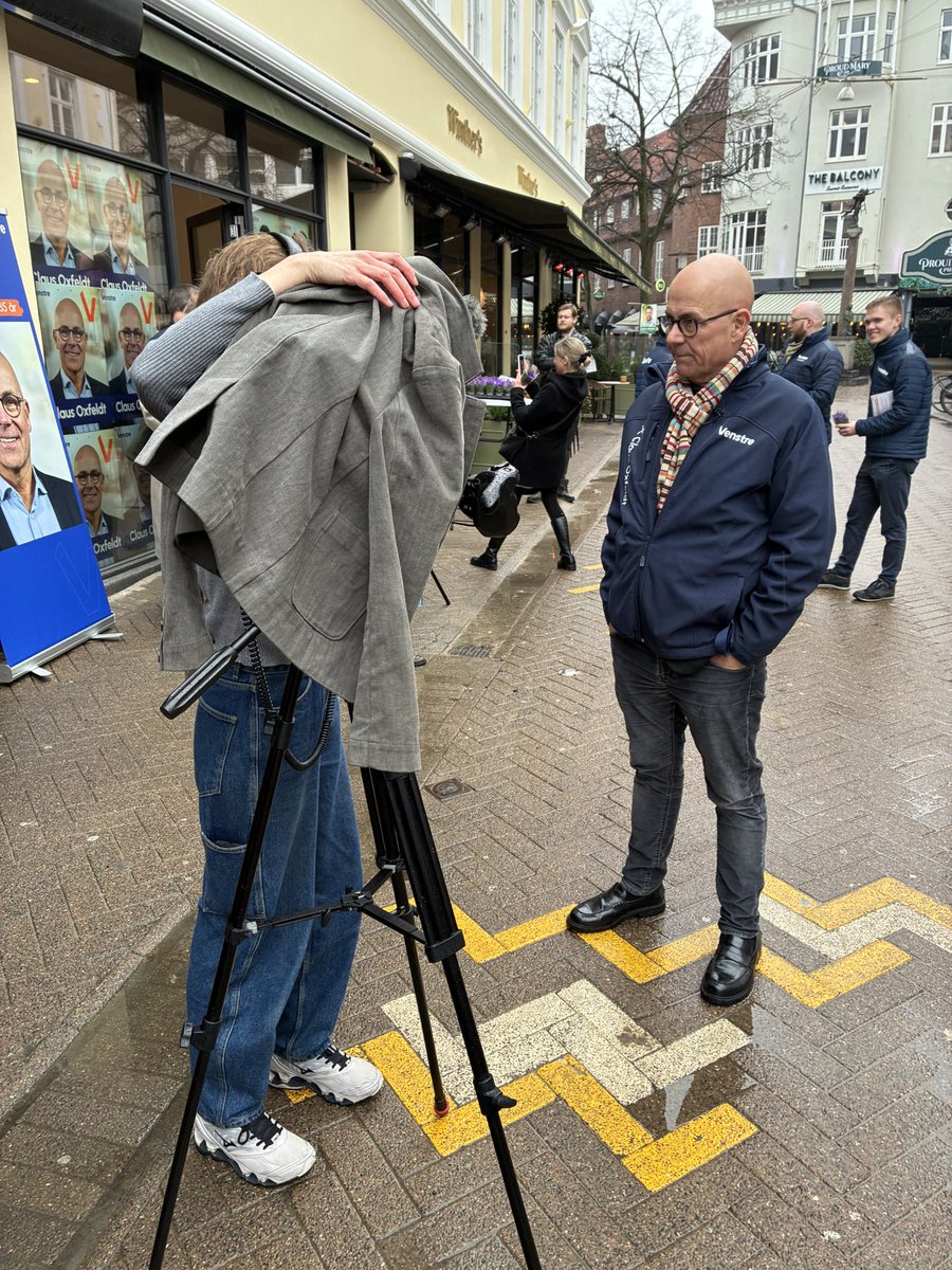 Ser frem til at deltage i Live-chat på <a href="/tv2fyn/">TV 2 Fyn</a> i dag fra kl. 12-13.
Glæder mig til mange gode spørgsmål fra jer borgere.
#Venstre
#Fyn