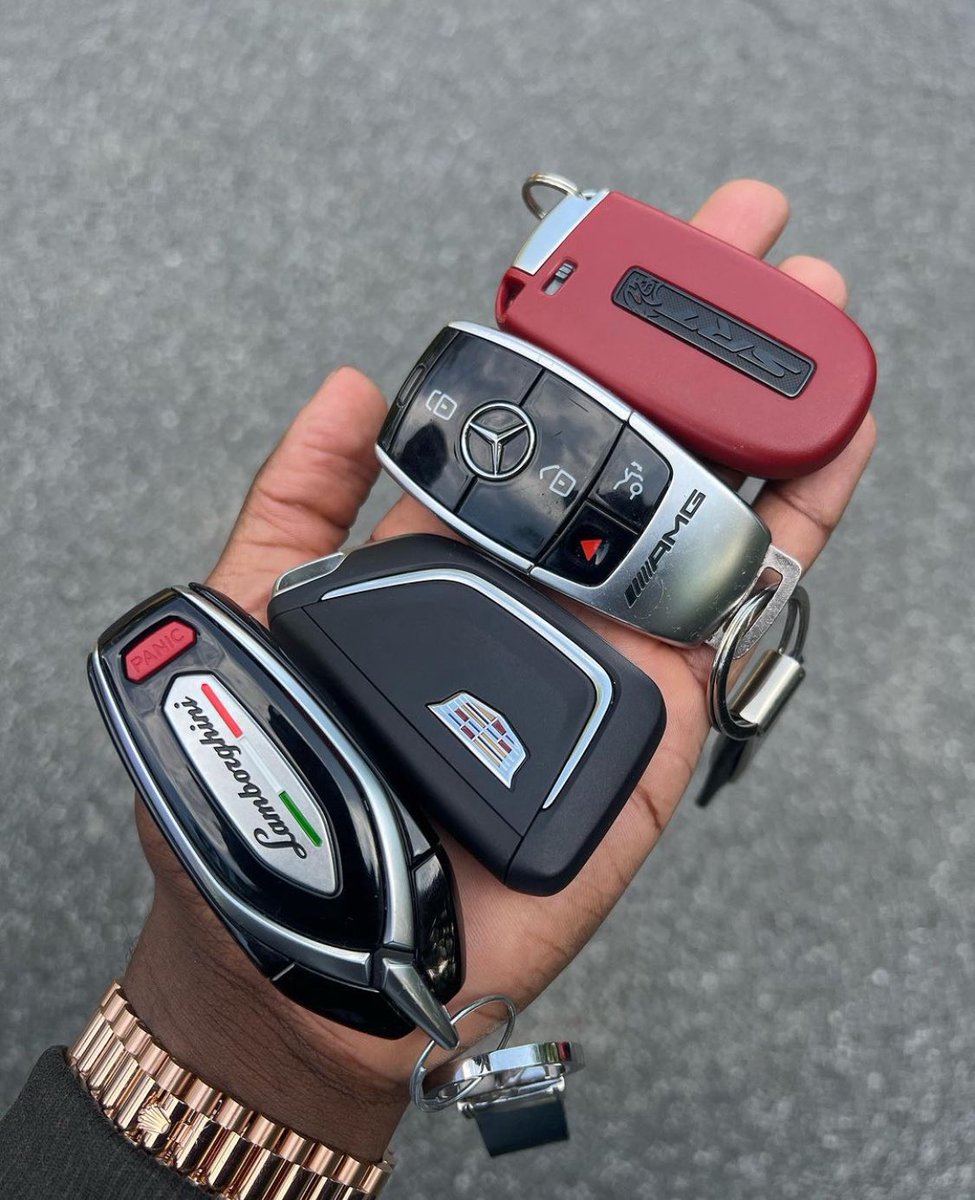 Note To Self tweet media