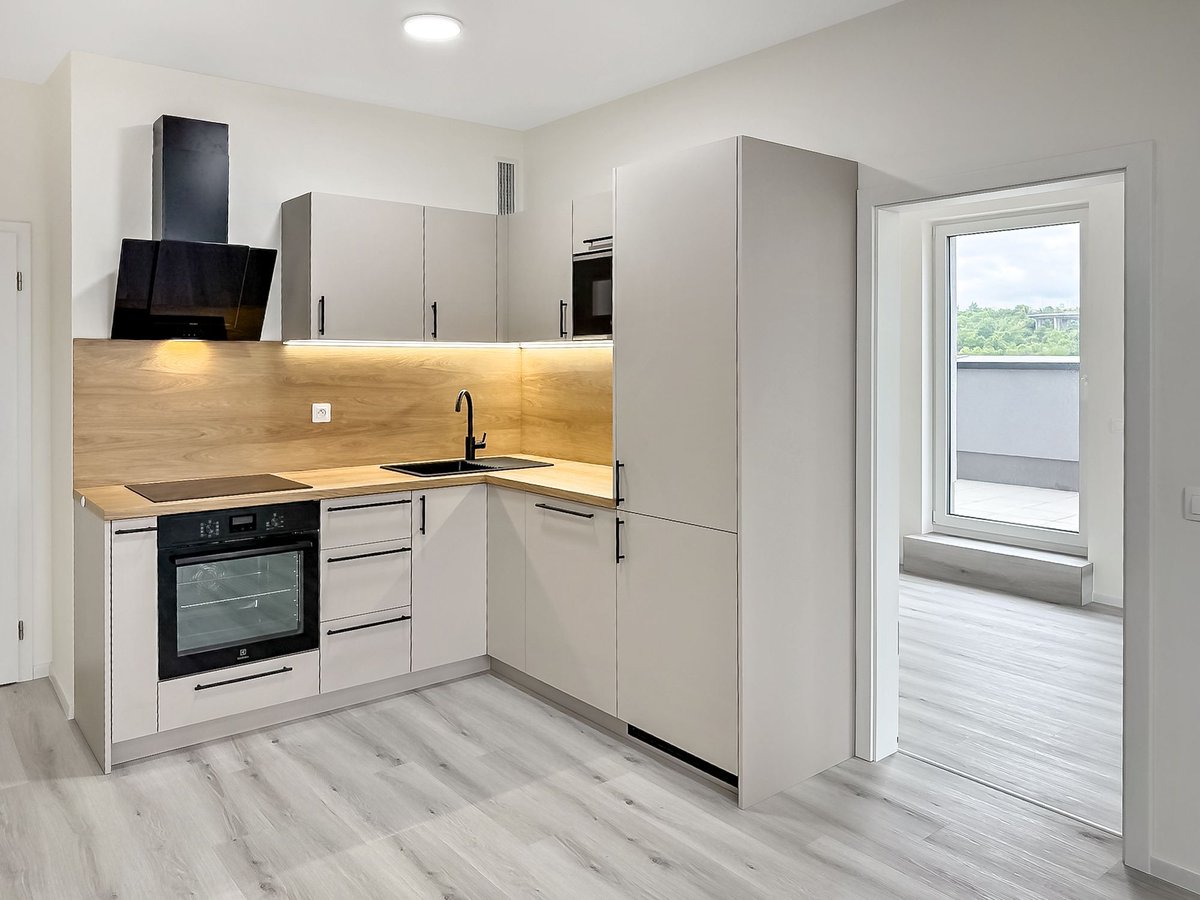 Michal Hardyn tweet media