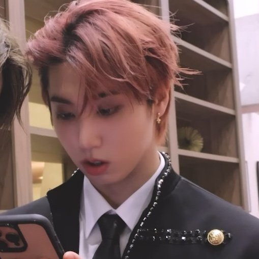 skye ★ tweet media