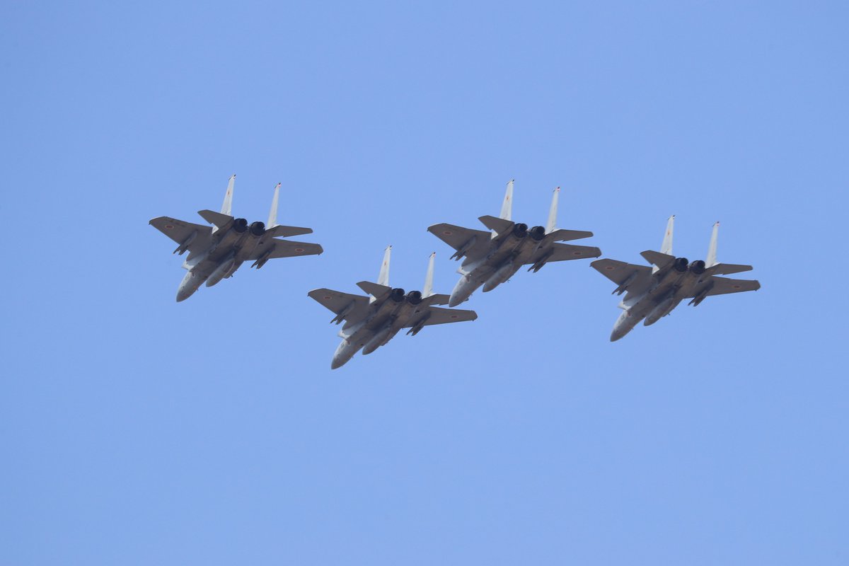 yamanohanabi's tweet photo. 空自防府北基地 2026/03/19 
#防府北基地 
#卒業式 
#F15 https://t.co/5Fo2BueOYg