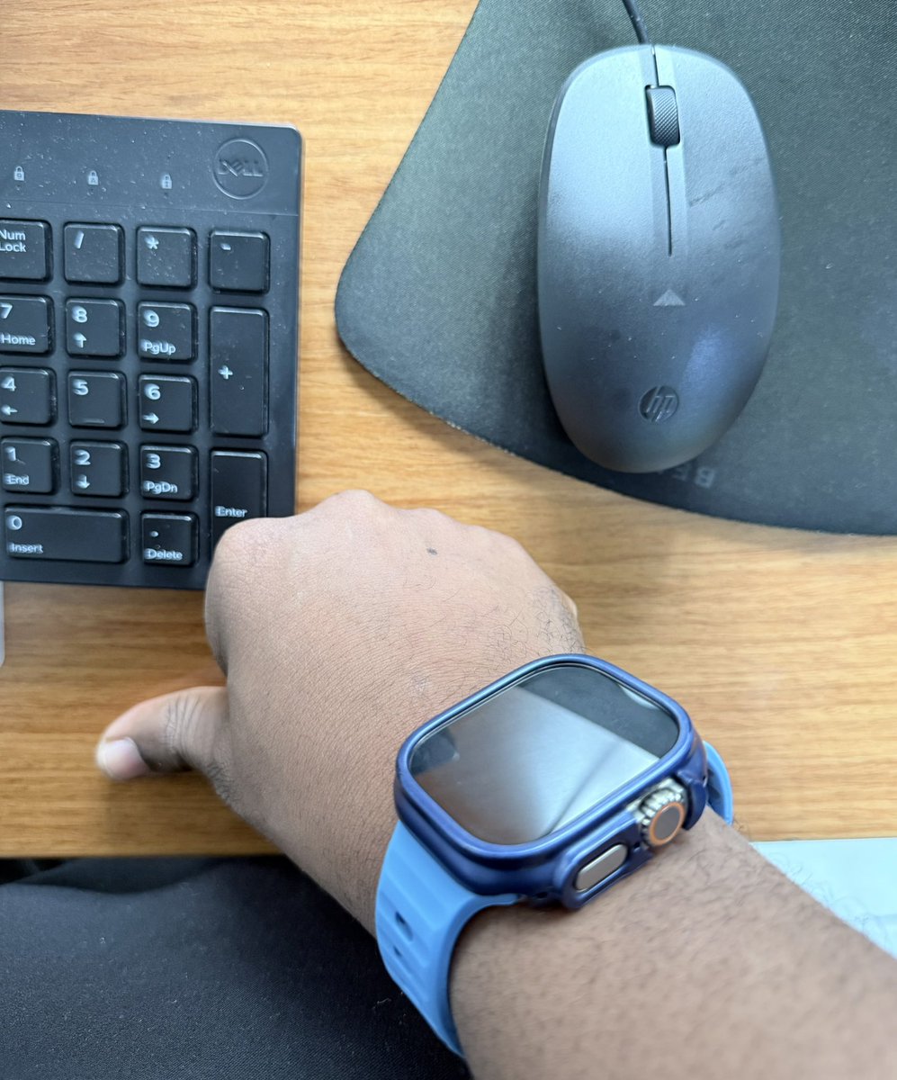 King Lesh 👑 tweet media