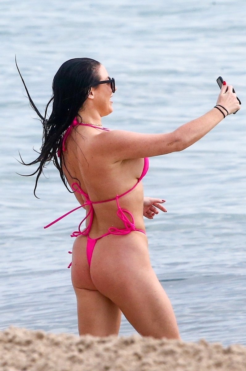 siren crave tweet media