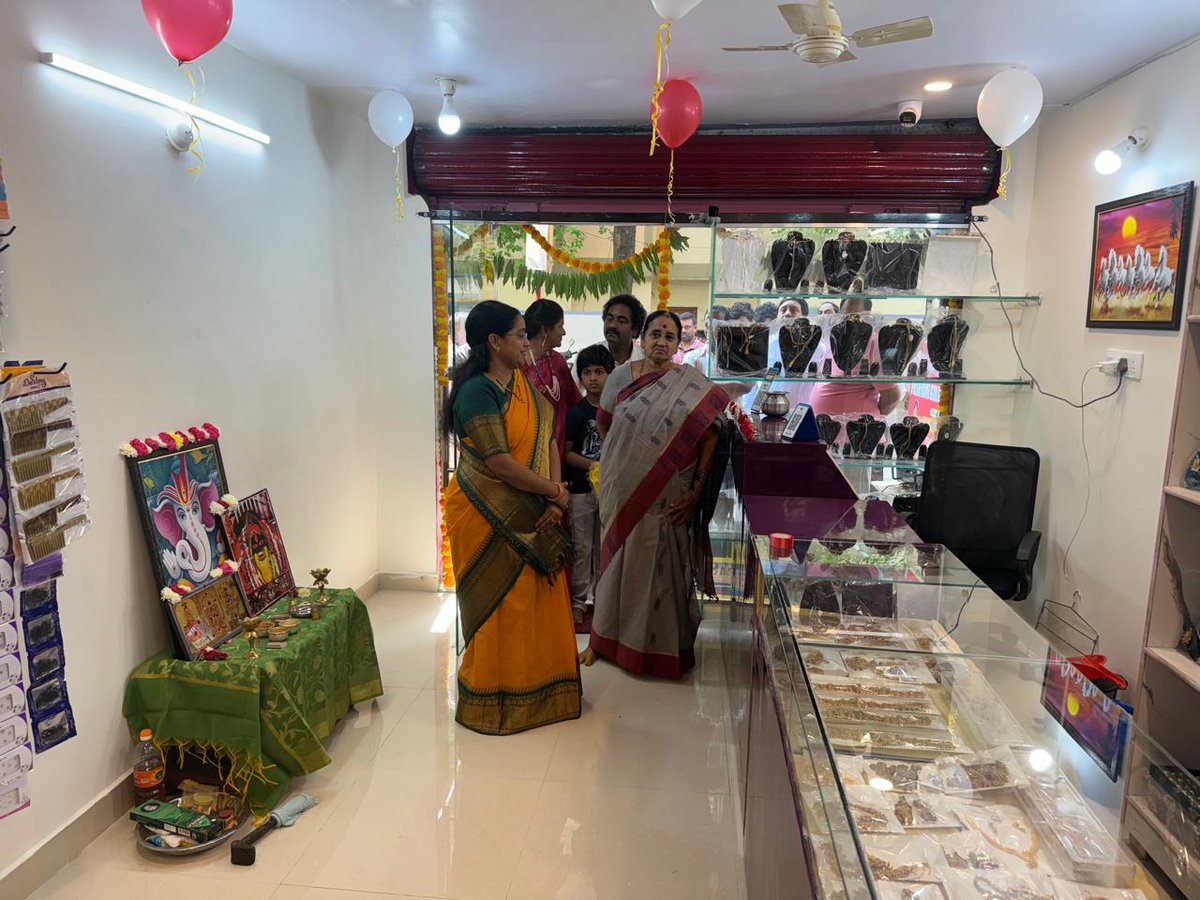 jyothsna_tdp's tweet image. Honoured to attend as Chief Guest for the grand opening of Pushyami Gold Covering in Hyderabad. Wishing the team great success and prosperity ahead.
Grateful to be back, stronger and committed to serving people with renewed energy.
#BackToWork #Ugadi2026 #NewBeginnings #Hyderabad