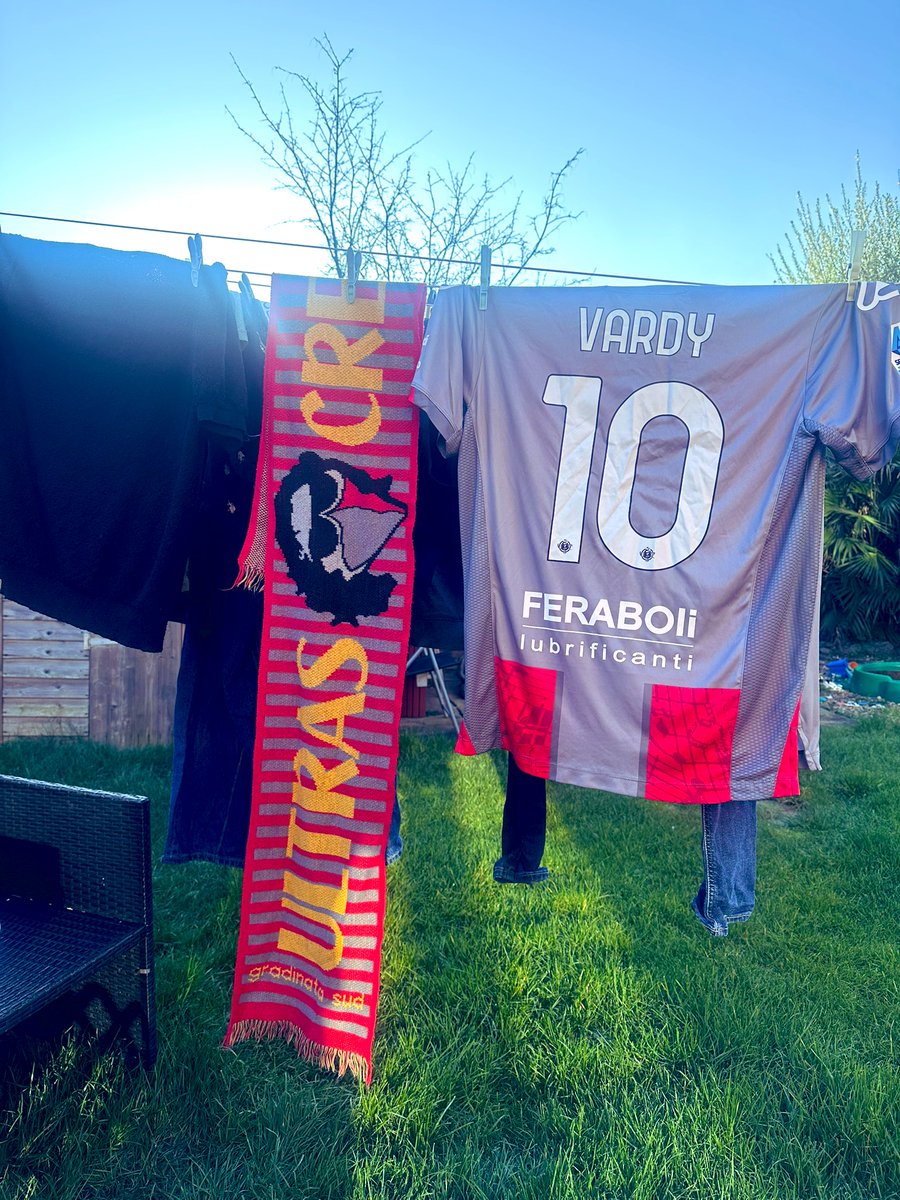 Simmo 🦊 tweet media