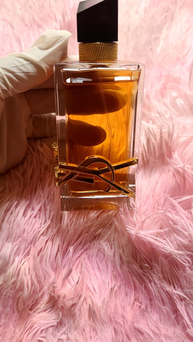 oyin_21's tweet photo. Perfumes on clearance sales;
Delivery Nationwide https://t.co/k0vS27L6z8