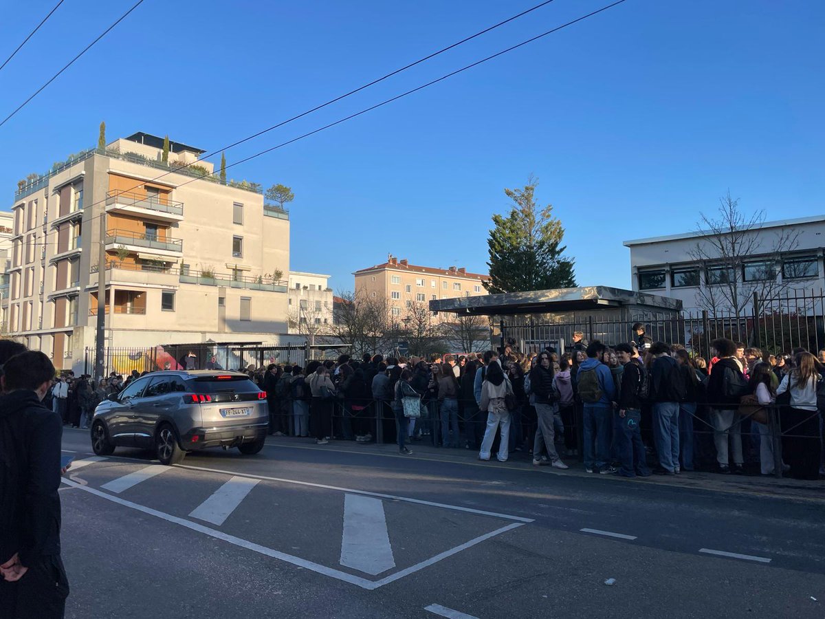 Le Progrès Lyon tweet media