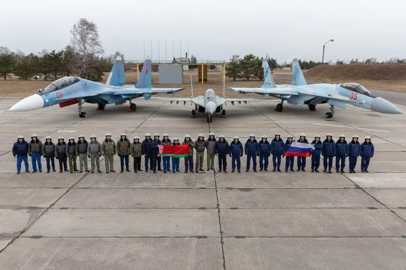 Flying Lancer Полковник Раджен Bhaduri tweet media