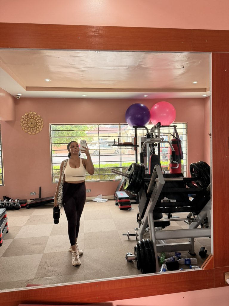 🏕️Kwincee tweet media