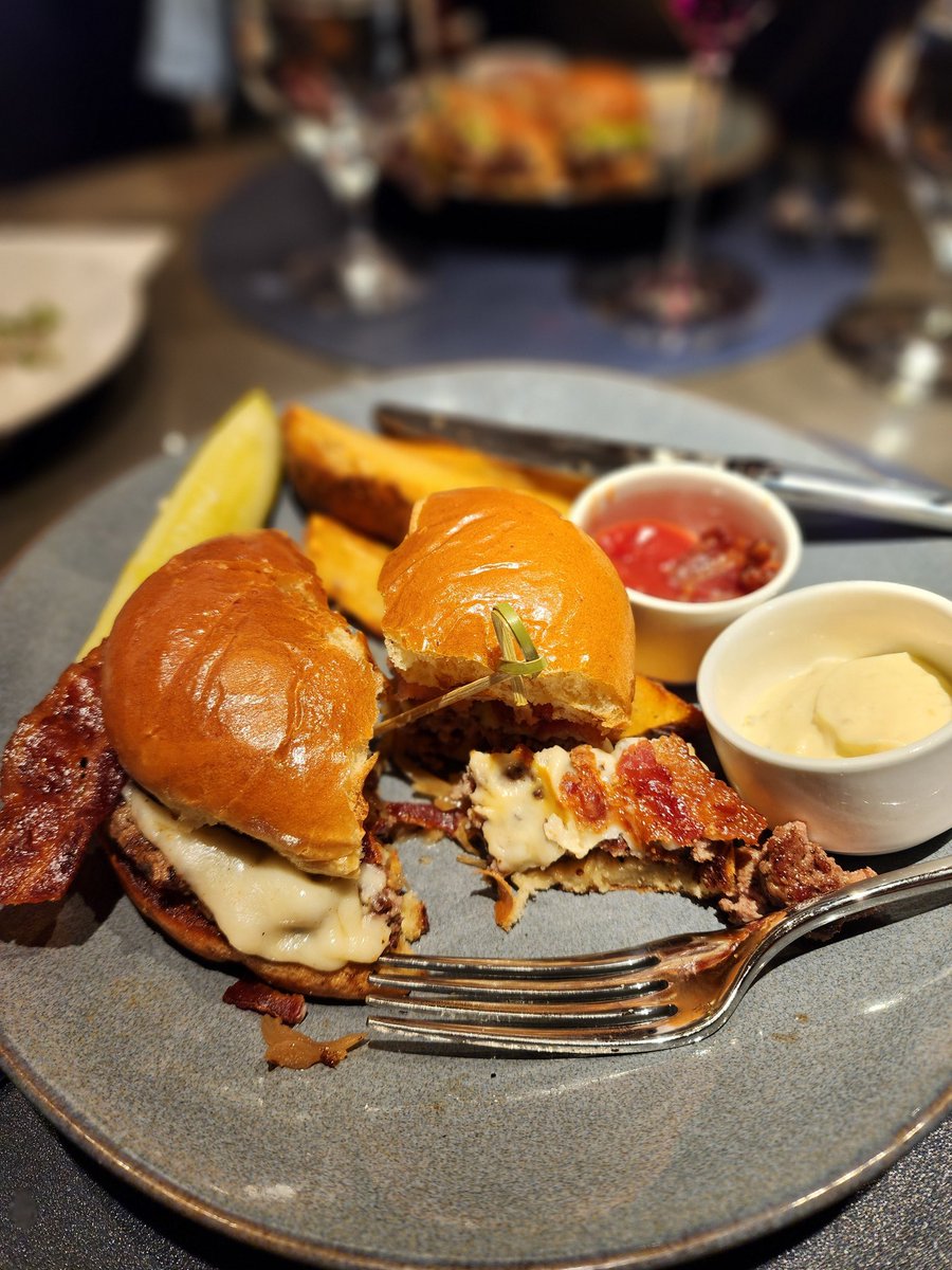 🐉Lord_Zath tweet media