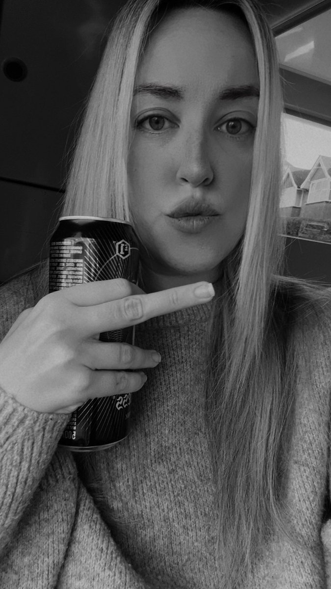 PrincessKathyox's tweet photo. Oops, you’re triggered. 

Day off and I intend on spending your money 💷
Available for certain sessions all day https://t.co/XHEHcceO3A
