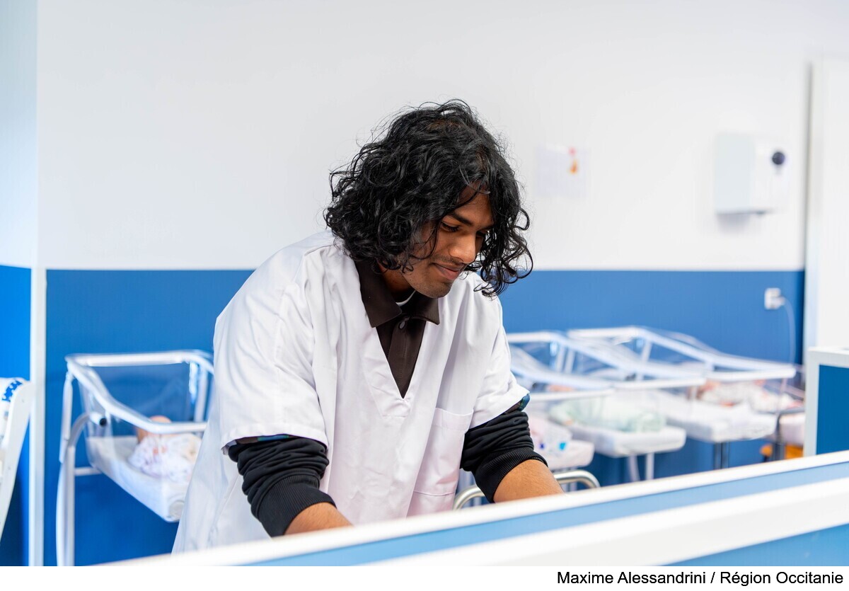 Occitanie's tweet image. Aux petits soins des #étudiants en #sanitaire &amp;amp; #social ❤️‍🩹
Pour développer ces vocations, la Région adopte de nouvelles aides pour les #formations dans :
🔹 le CHU Montpellier &amp;amp; Nîmes
🔹 les hôpitaux de Narbonne, Béziers &amp;amp; Perpignan
🔹 La Rouatière (11)
➕ laregion.fr/En-Occitanie-d…