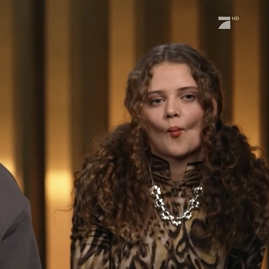 HannahWebe16800's tweet photo. Merret earns her crown on Germany’s Next Topmodel as queen of reactions.
#GNTM #Merret #ViralMoments https://t.co/7ueTcLMkfB