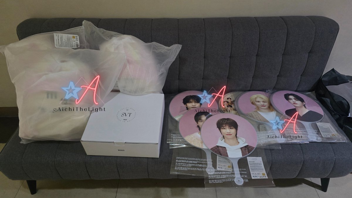 #aichithelightupdates 

Already sent all ocs for buyers who requested for pasabuy yesterday. Already delivered some pickets. SDD for today will be ready for pick up at 4pm.