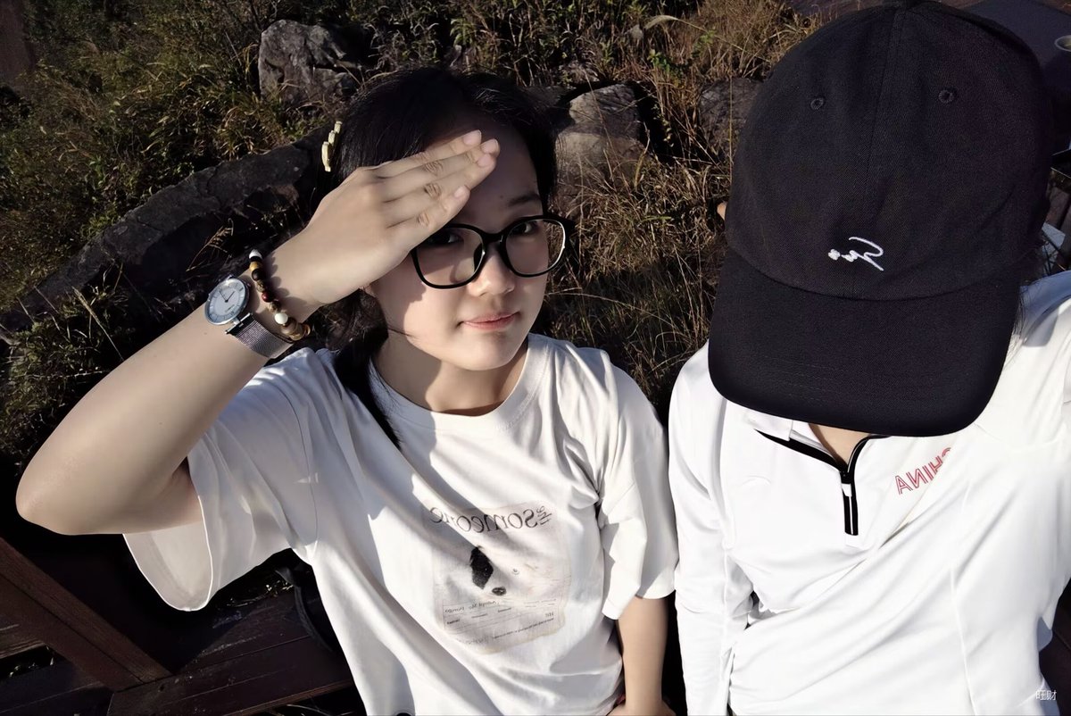 WmLdbr's tweet photo. 去爬山 https://t.co/s2g9mWNC4d