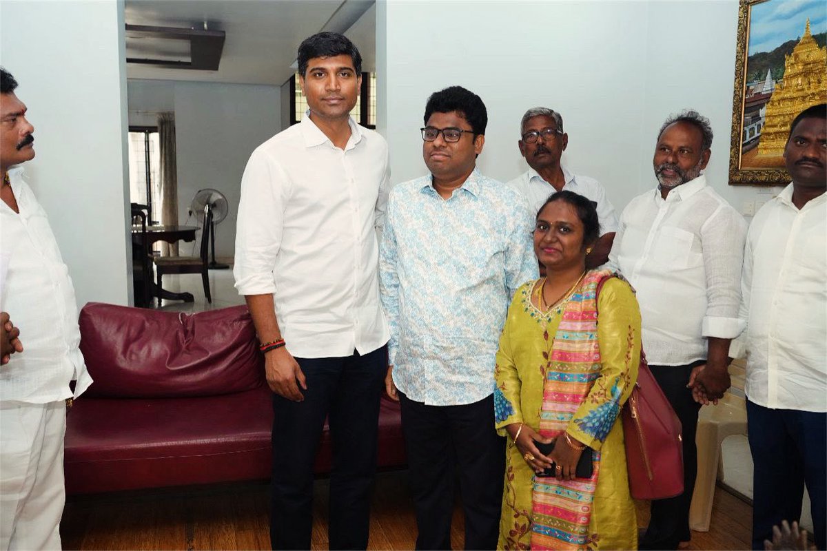 Called on Sri Krishna Devarayulu Garu Vice Chairman Vignan Group of institutions And Member of Parliament at his Residence.