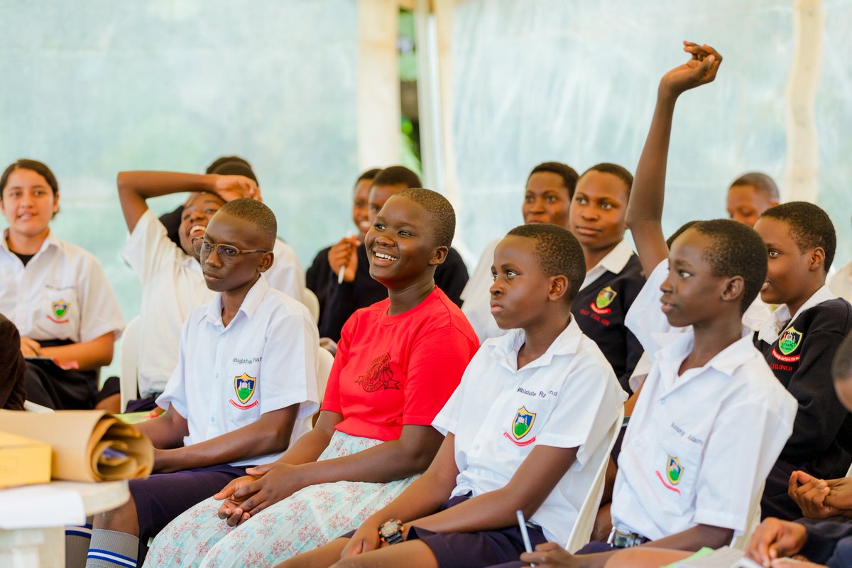 The Nile Explorer Bus 6.0 tweet media