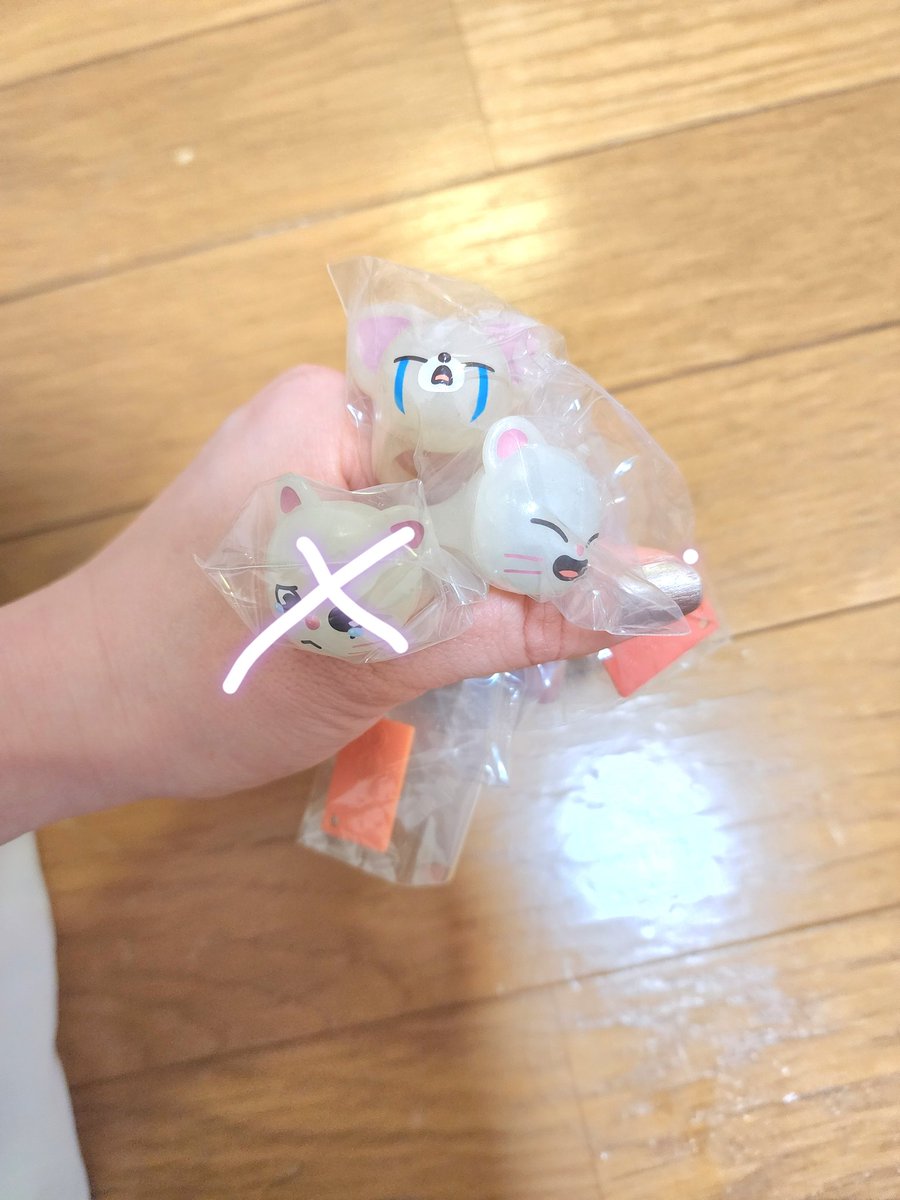 じに丸 tweet media