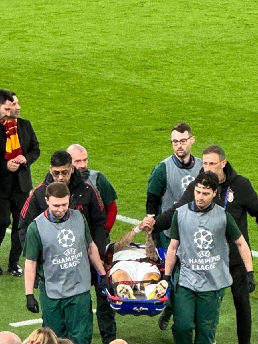 ERDİNÇ tweet media