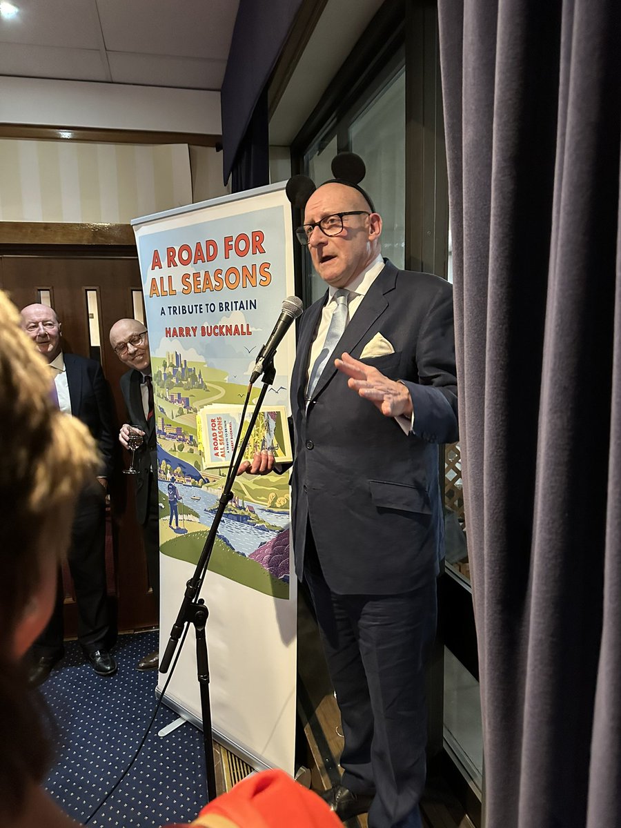 chiselbury tweet media