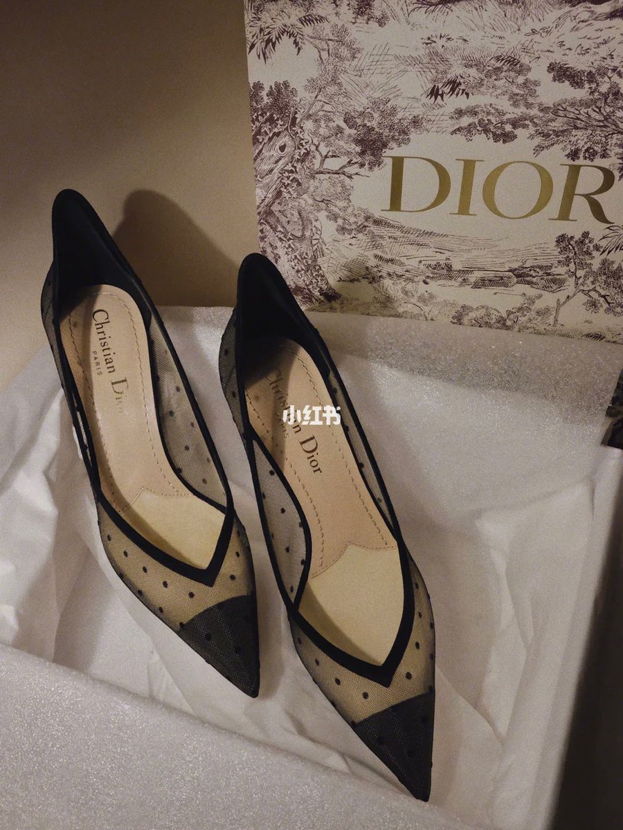 Kristina Hensel tweet media