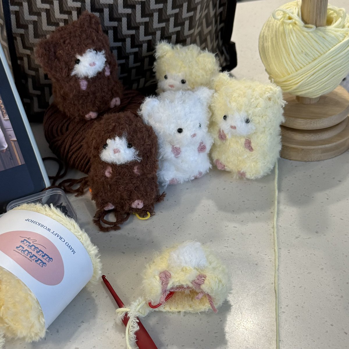 아뜨뜨 tweet media