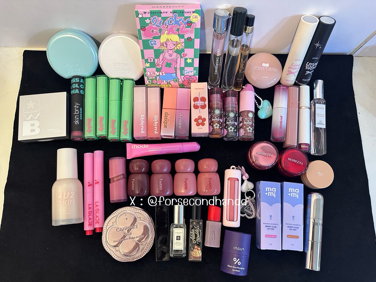 forsecondhandd's tweet photo. ส่งต่อคสอ. มือ2 ตี95-99%มีอายุใช้ได้ยาวๆค่า ลงรายละเอียดใต้เมนชั่น (ลงทันทีไม่ต้องปักคับ)
#ส่งต่อ #ส่งต่อคสอ #ส่งต่อคสอมือสอง #ส่งต่อลิป #ส่งต่อเครื่องสำอาง #ส่งต่อสกินแคร์ #ขายของ #ลิป #เครื่องสําอาง #canmake #laglace #น้ำหอม #romand #คสอเกาหลี #คสอมือสอง #dasiqueส่งต่อ #fwee https://t.co/qHSJgamlnK