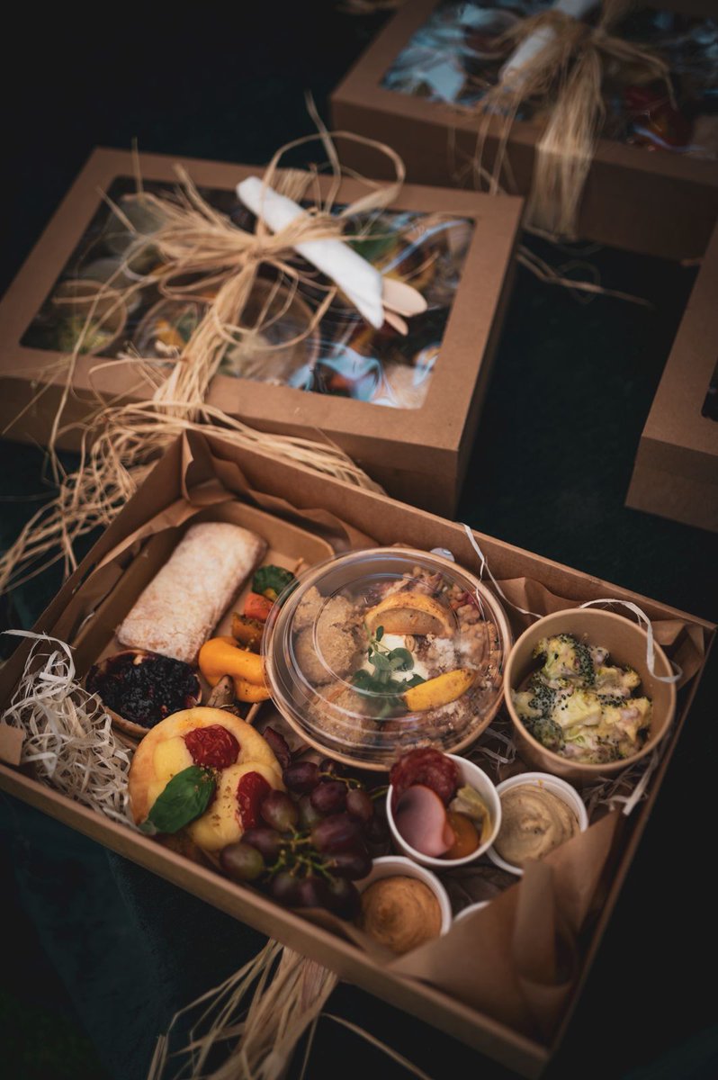MemoireWedding's tweet photo. Slow afternoons, beautiful settings, and moments that matter… 🌿 Our picnic experiences are made for memories. Next Dates are 29th March &amp; 26th April Book yours:📞 071 286 7774🌐 https://t.co/nvh9clBPqA
#PicnicExperience #OutdoorLiving #LuxuryLifestyle https://t.co/4VHqslO0BF
