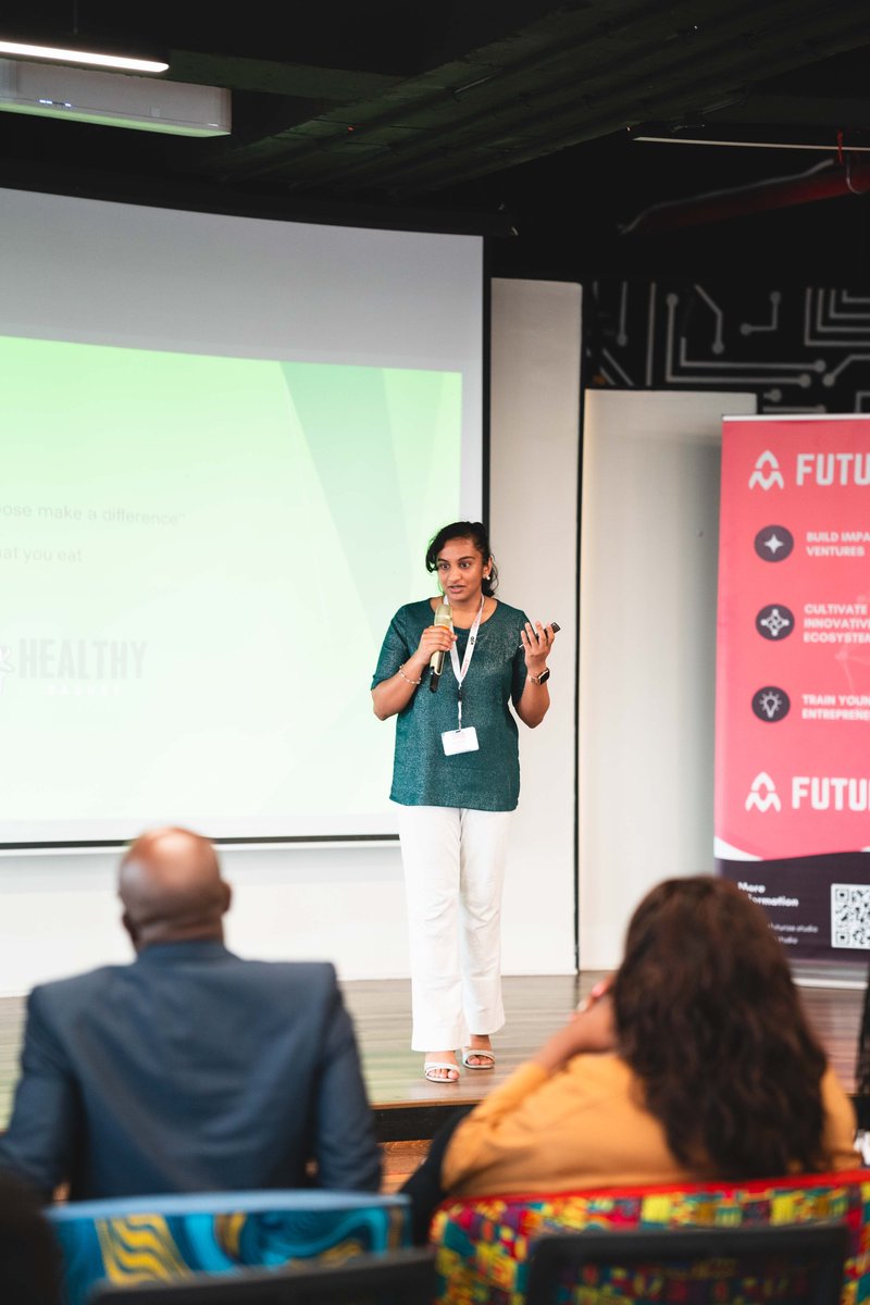 Futurize tweet media