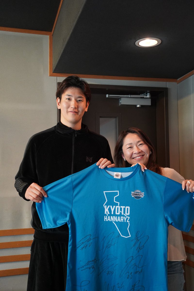 ついに #前田悟 が登場🔥

「緊張する」と言いながらも堂々とした喋り🎙️✨
さすが勝負所で決め切る男のメンタリティー💪

悟、ものすごく良いことを話していましたので、皆様、必ず聴いてください🎧🔥

▼radikoタイムフリー📻
radiko.jp/share/?t=20260… 

<a href="/fmkyoto/">α-STATION FM KYOTO</a>
<a href="/VIVA_SOLARE/">VIVA SOLARE!</a>

#京都ハンナリーズ