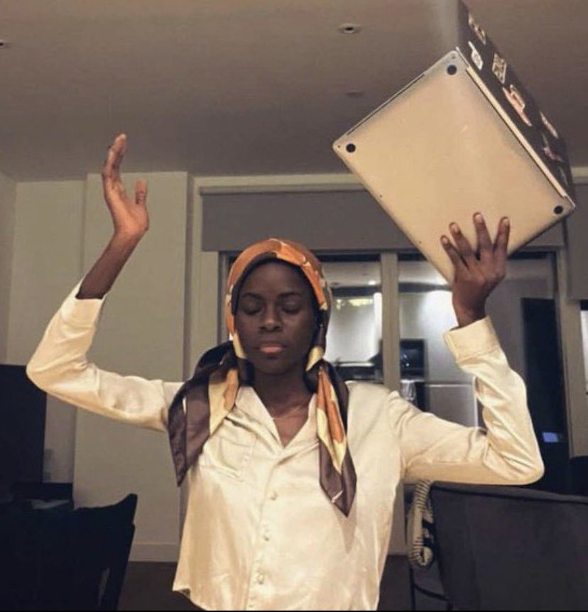 RÕBØTĪÑÎÇ17👨💻🤖 tweet media