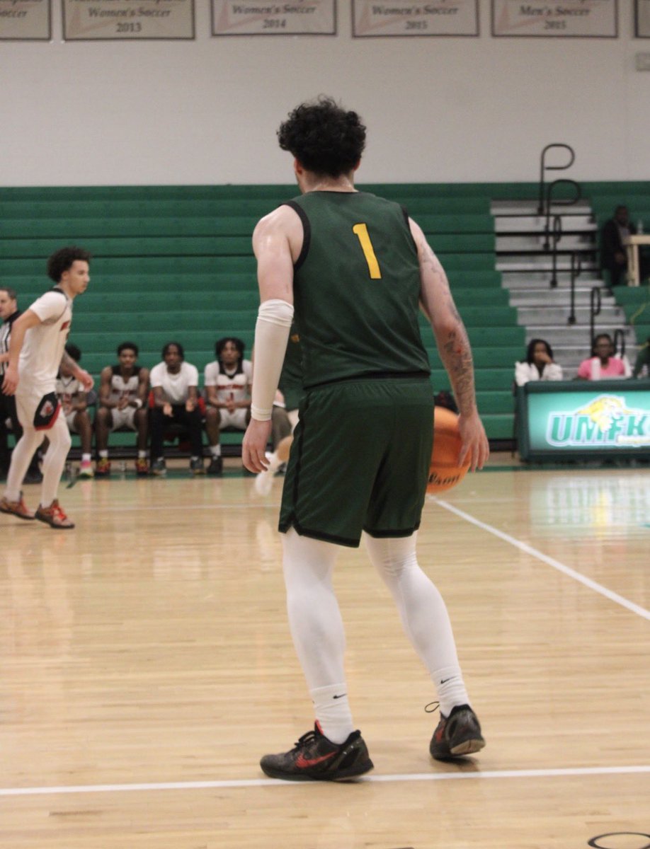 Deandre Johnson tweet media