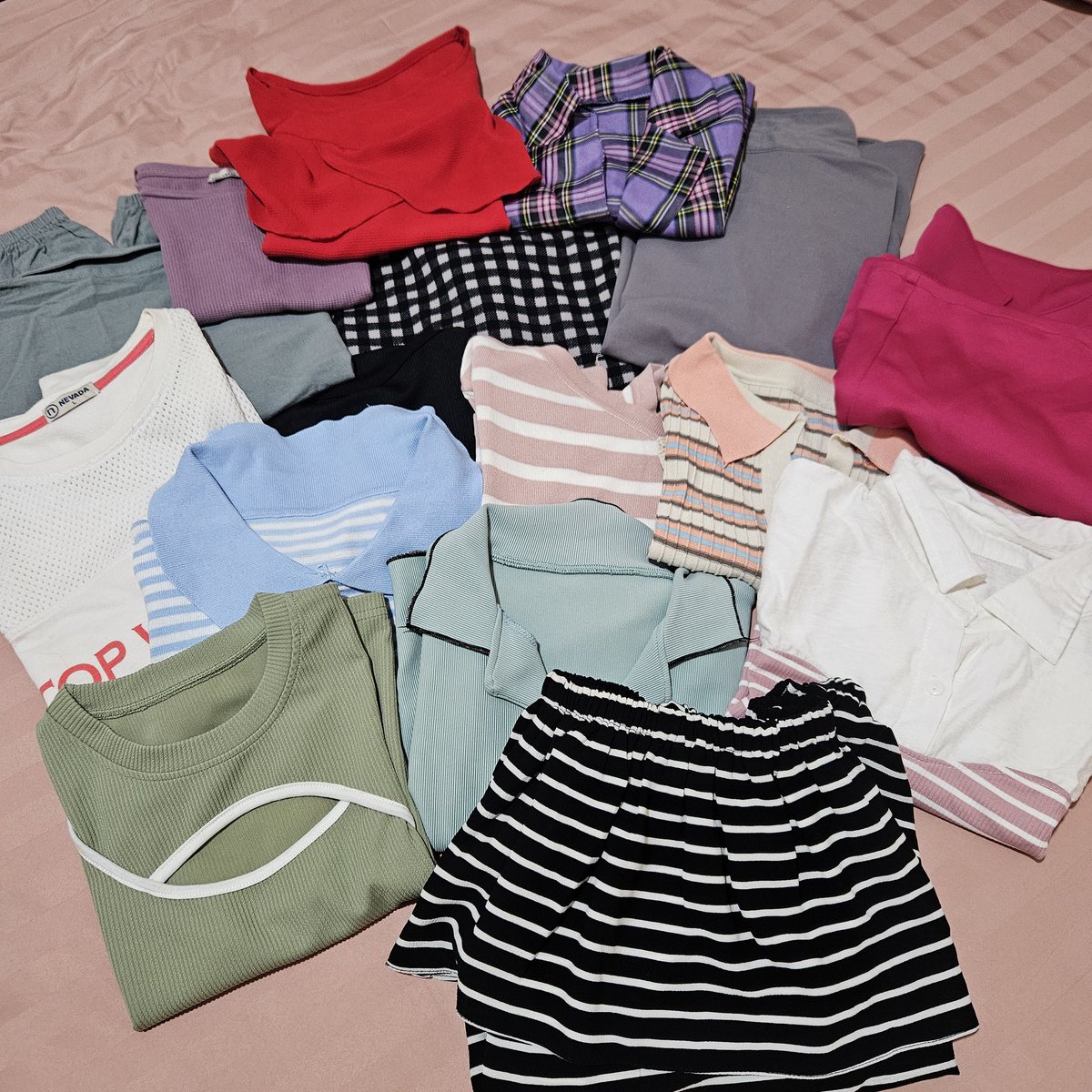 prelovedthingsbydew tweet media